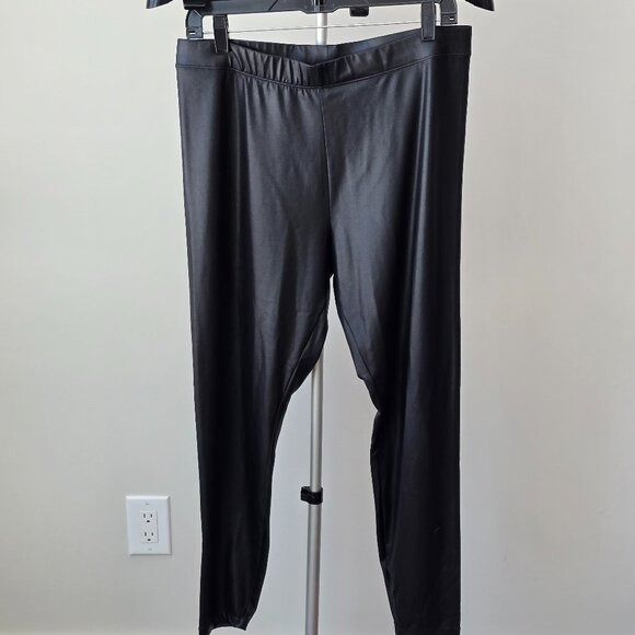 Forever 21 Pants - Back Shinny Leggings, Size: 2X